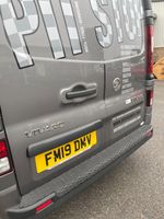 RENAULT TRAFIC '15 - '26 REAR BUMPER PROTECTOR "OVER THE EDGE"