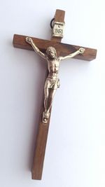 SOLID WOOD CRUCIFIX Wall Hanging Cross 5"  Catholic / Christian Made in Italy