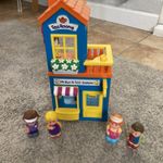 ELC HAPPYLAND  SOUNDS MR BUN & SONS BAKERY AND TEA ROOMS 