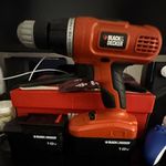 BLACK+DECKER 18V Cordless Drill/Driver Keyless Chuck 2 Batteries Orange/Black