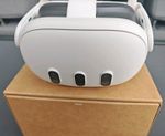Meta Quest 3 VR Headset 128GB With Controllers & Charger. Excellent Condition