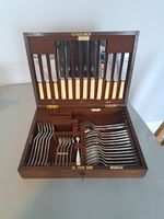 WALKER & HALL SILVER PLATED CANTEEN OF OLD ENGLISH RAT TAIL CUTLERY