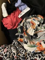 Reseller Bundle Women’s Clothing X25 Wholesale Job Lot Mixed Brands Sizes