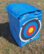 ARCHERY/CROSSBOW  TARGET BAG Includes internal foam strips.
