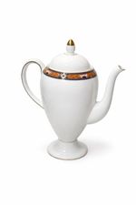 Wedgwood Chippendale Coffee pot bone china England 1991