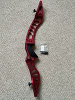 Hoyt RCRV Comp Riser RH - Competition Red