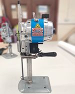 Eastman Blue Streak II Straight Knife Cutting Machine, 8 in Blade, 110 V, Mech