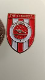  The Gunners Football badge Vintage Arsenal Lapel Badge 