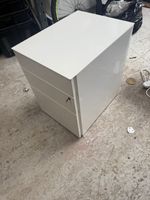6 X Under Desk Filing Cabinets 