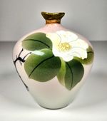 Japanese Nishiura Enji Studio Porcelain Vase Meiji Mino Ware Camellia Flower