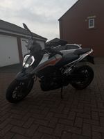 KTM DUKE 390 8223 miles White Recent Service And New Tyres Less Than 1000 Miles