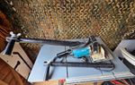 Makita Corded Electric Floor Stripper Power Tool, Blue/Black Corded Mains.