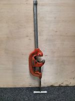 RIDGID 4-S Heavy Duty Pipe Cutter (2"–4") – Steel Pipe Cutter – Good Condition
