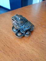 Feng Shui Money Frog Lucky Money Toad Chinese Prosperity Symbol