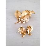 Vintage Mid-Century Crown Trifari Holly Leaf and Pearl Set