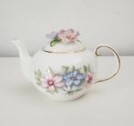 Royale Stratford Country Cottage Teapot Collection Clematis