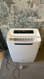 Avalla X-200 Smart Large Eco Dehumidifier - 20L