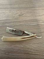 Thiers Issard 6/8 Medaille D’Or Alger Blonde Horn Straight Razor