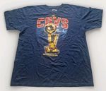 Cleveland Cavaliers NBA Champions T-Shirt Larry O’Brien Trophy 2016 Adult XL