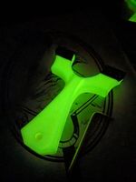 LEIGHTONS CATTYS Clipped Frame Hunting Catapult Slingshot GLOW  90mm ALPHA ! 