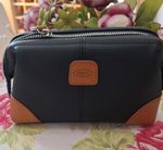 BRIC'S Qatar Airways Business Class Amenity Kit Travel Bag/Toiletry  Pouch empty