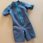 Boy age 8 years Decathalon Blue 2 mm Neoprene Shorty Wetsuit (57 12)