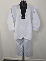 ADIDAS Taekwondo Uniform White top/Bottoms Black V-Neck  Size 150cm