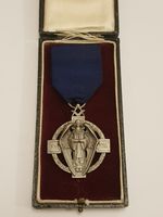 Antique 1924 Hallmarked Silver Masonic Hallstone Jewel 32.5g + Box