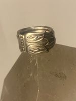 Spoon ring floral column band women