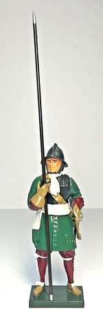 Britains, Pikeman, The Coldstream Guards 1670 54mm Metal #43043