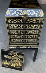 Oriental chinoiserie Table Cabinet
