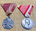 WW1 Medals Austrian x 2  bravery medal and Karl truppen cross.