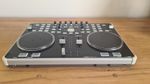 VESTAX VCI-300  DJ CONTROLLER MIXER FOR SERATO In Very good condition