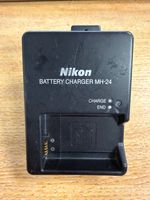 Original Nikon MH-24 Charger for EN-EL14 and EN-EL14a batteries
