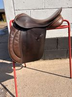 Derby House Working Hunter Saddle 17 Inch