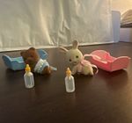 Sylvanian Families Crawl Bear & Rabbit Animal Figures 2 Cribs & Bottles (6pc)