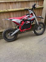 neon titan x 60v 2000w bike and charge - FREE DELIVERY