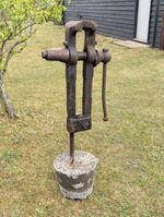 Antique Vintage Blacksmith Post Leg Vise Garden Ornament Statue Unusual Cottage