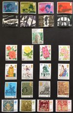 GB QEII 1976 Full Commemorative Year Set SG997 - SG1021 MNH