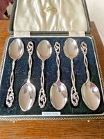 6 SOLID SILVER TEASPOONS 1929, CASED