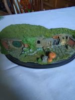 Lord Of The Rings Weta Hobbit Hole Pine Grove 19&20