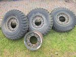 DAIMLER FERRET ORIGINAL 9.00 x 16 SPLIT RIMS & DUNLOP TRAK GRIP TYRES – SET OF 4