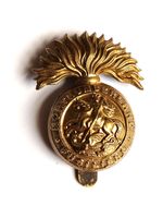 Northumberland Fusiliers Cap Badge WW1 Brass Economy Maker JR Gaunt Original