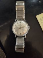 Vintage Waltham Man's self-wind  Watch. Runs. Beautiful Vintage Watch 