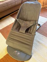 BabyBjörn Baby Bouncer Chair, Grey Solid Bouncing Chair for Boys & Girls