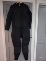 Black full length wetsuit Mountain Warehouse size 24-26 or 44ins