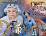 QUEEN ELIZABETH II 1926-2022 GOLD Foil Overprint QEII Stamp Sheet #2 (2022 Togo)