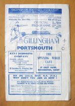GILLINGHAM v PORTSMOUTH Friendly 1949/1950 *Good Condition Football Programme*
