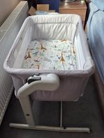 Chicco Next2Me Magic Evo Co-Sleeping Infant Crib with Rocking, Adjustable Height