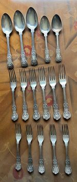 ANTIQUE John Round & Son EPNS Queens Pattern Cutlery - x5 Spoons  x11 Forks
